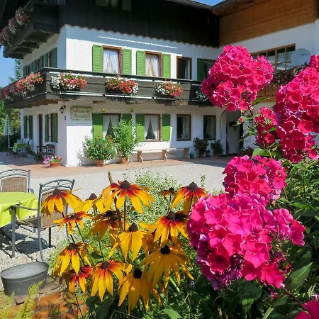 Haus Rosenbichl شقة